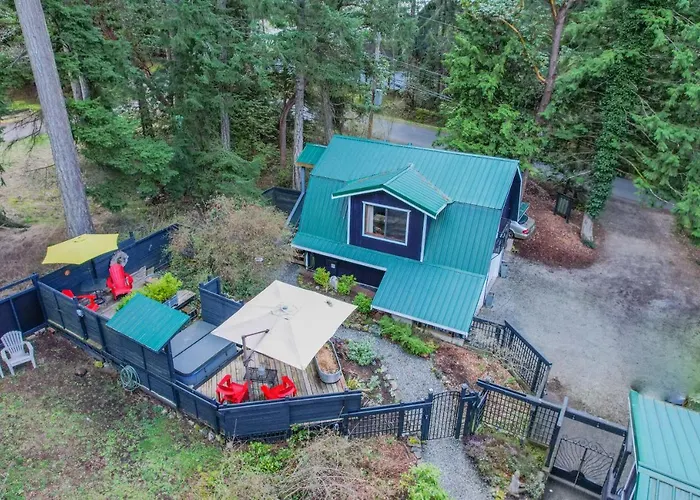 Salt Spring Carriage House B&B