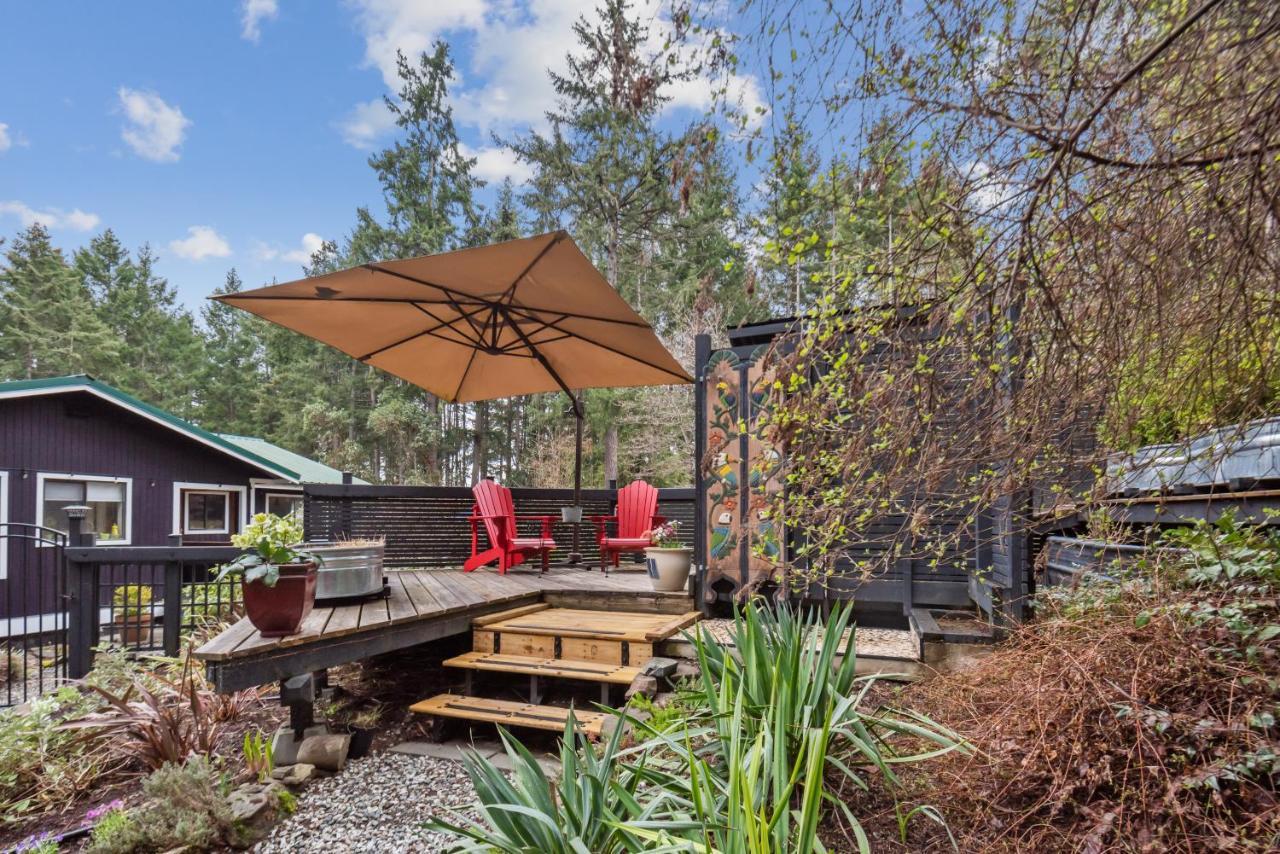 Salt Spring Carriage House Ganges