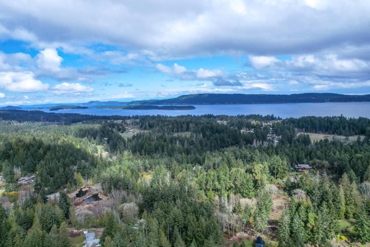 Couette-café Salt Spring Carriage House 3*