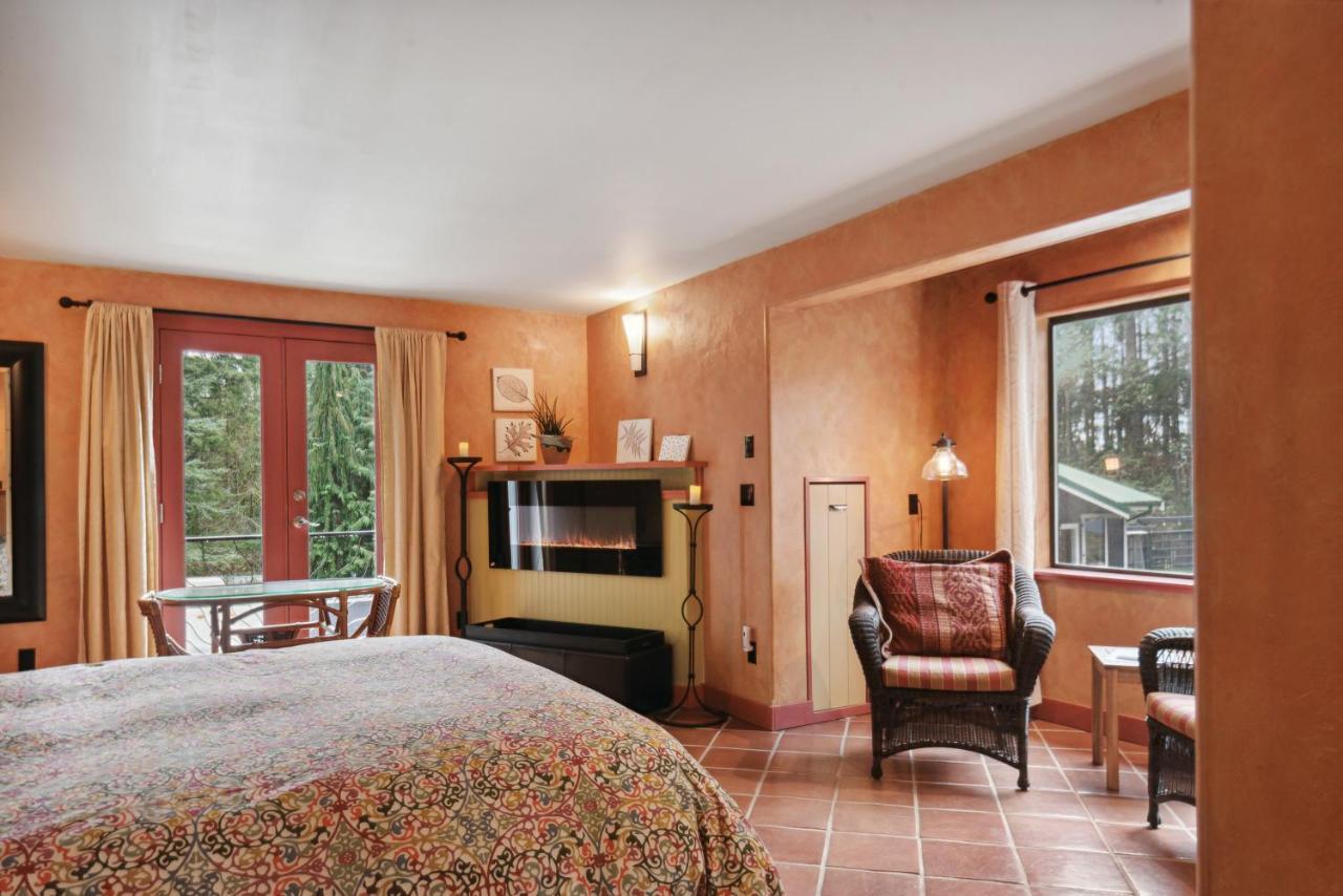 Couette-café Salt Spring Carriage House 3*