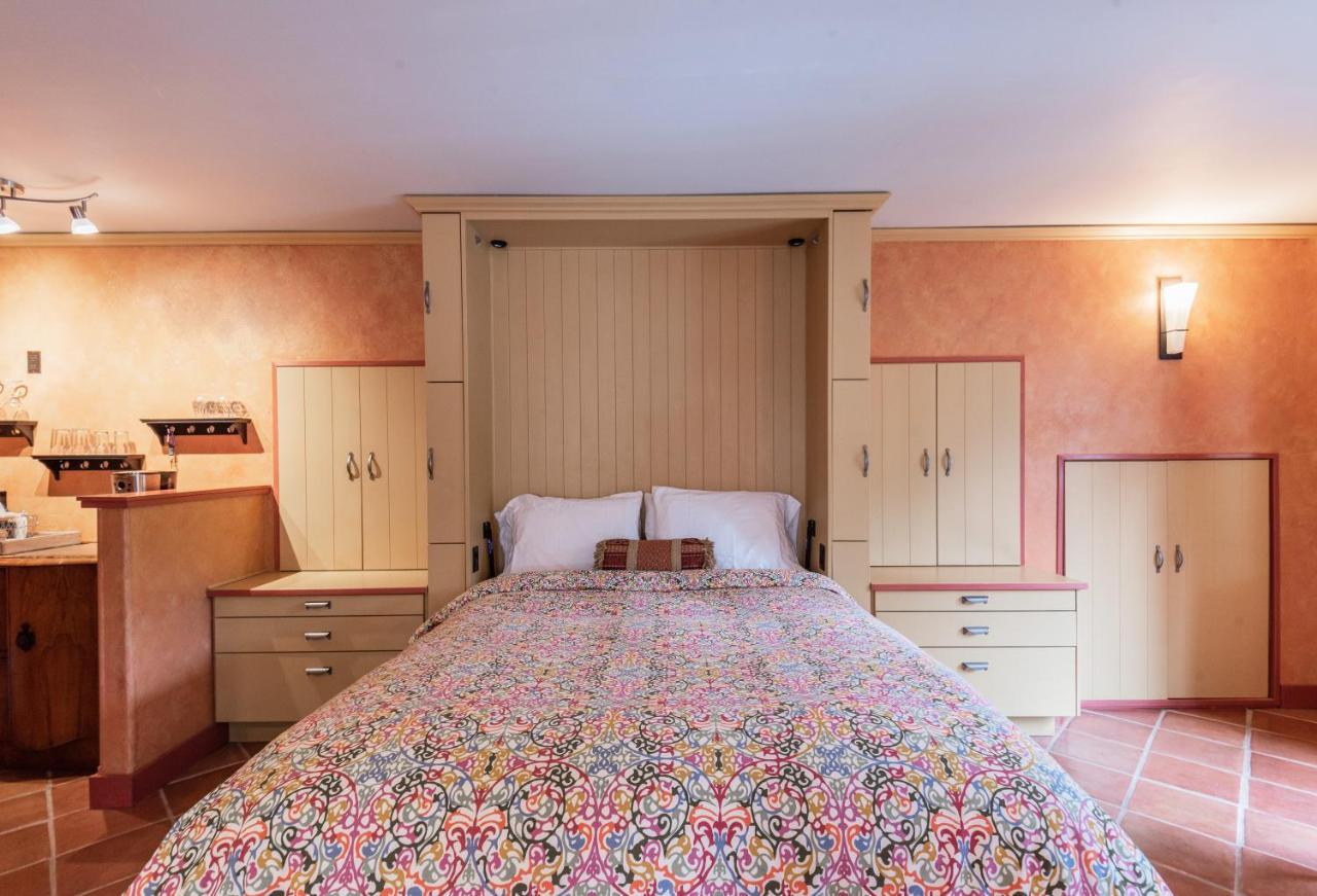 Couette-café Salt Spring Carriage House 3*